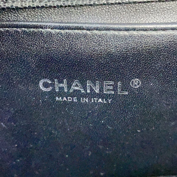 シャネル チェーンショルダーバッグ マトラッセ ココマーク ボーイシャネル キャビアスキン A67086 CHANEL 黒
