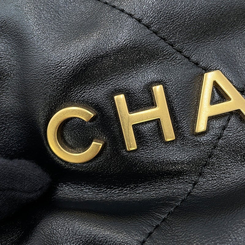 シャネル ハンドバッグ CHANEL22 ミニ ココマーク シャイニーカーフレザー AS3980 CHANEL 2way 黒