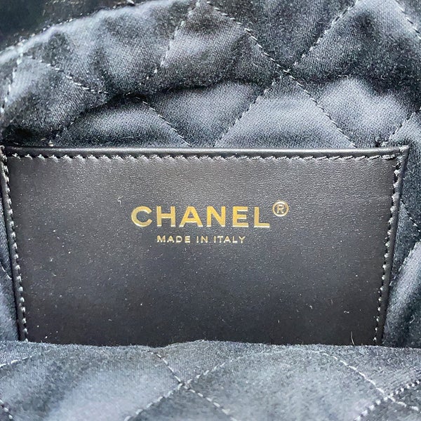 シャネル ハンドバッグ CHANEL22 ミニ ココマーク シャイニーカーフレザー AS3980 CHANEL 2way 黒