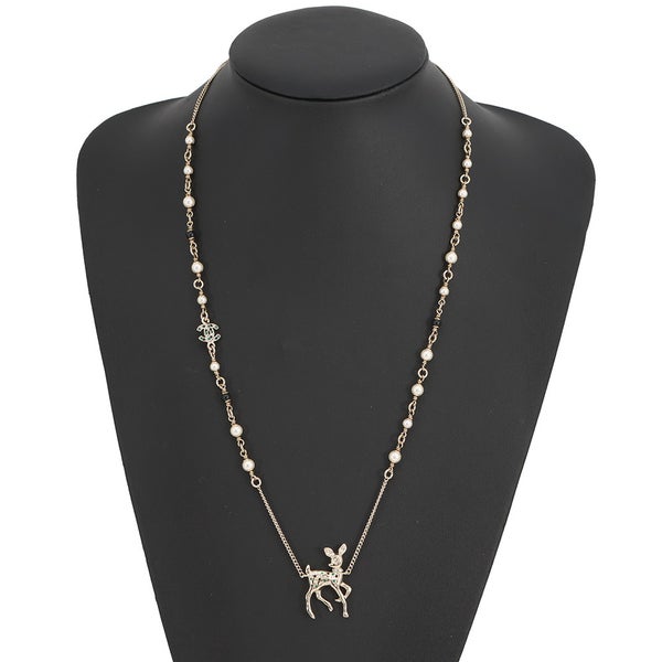 シャネル ノベルティ ココマーク バンビ モチーフ ロングネックレス フェイクパール/ラインストーンCHANEL VIP限定 イヤーズギフト