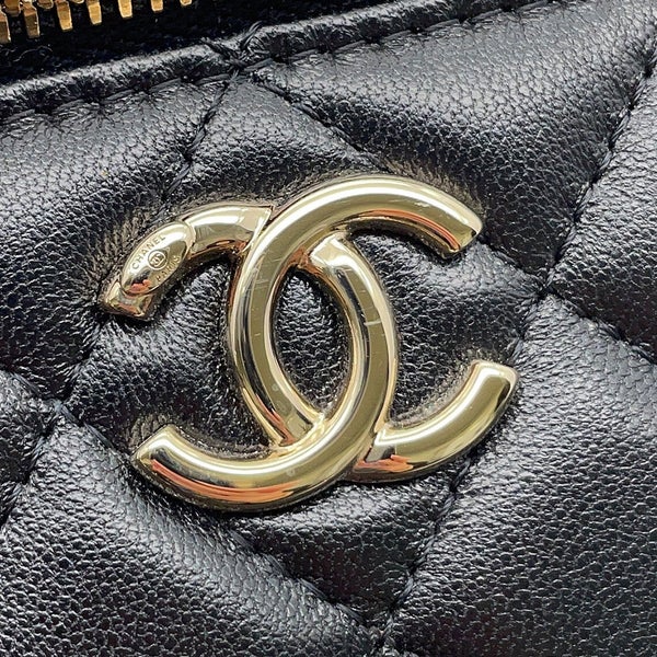 シャネル チェーンショルダーバッグ マトラッセ ココマーク バニティケース ラムスキン AP2846 CHANEL ヴァニティ 黒