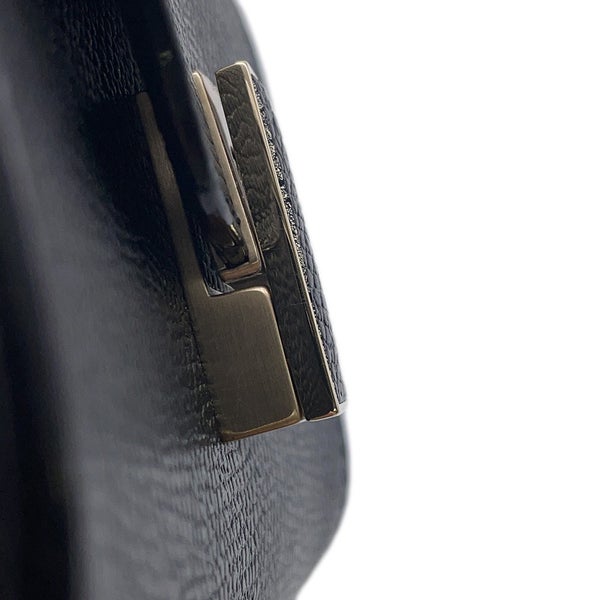 ヴァレクストラ ボディバッグ イジィデ ベルト レザー SGES0061028LOCPL99 Valextra 2wayショルダーバッグ 黒