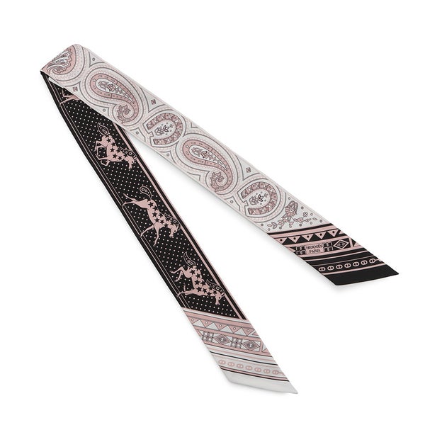 エルメス スカーフ ツイリー シュヴァル・ドゥ・クール・バンダナ Cheval de Coeur Bandana HERMES 2026年春夏 黒 白