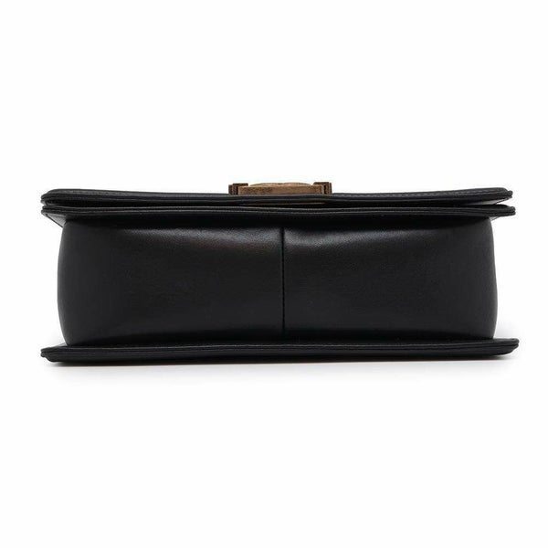 シャネル チェーンショルダーバッグ マトラッセ ココマーク ボーイシャネル A67086 CHANEL 黒 白