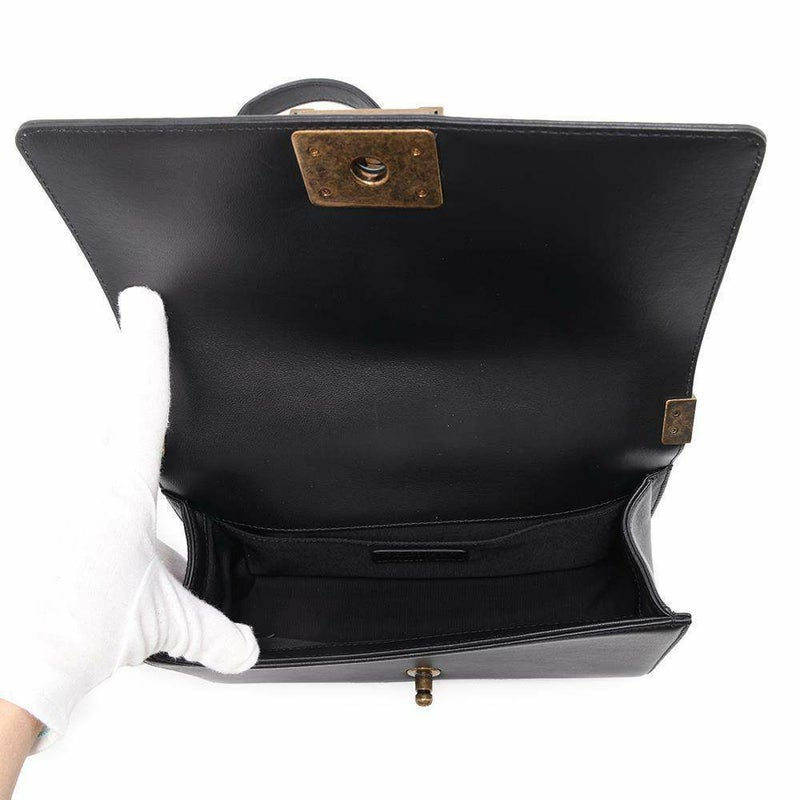 シャネル チェーンショルダーバッグ マトラッセ ココマーク ボーイシャネル A67086 CHANEL 黒 白