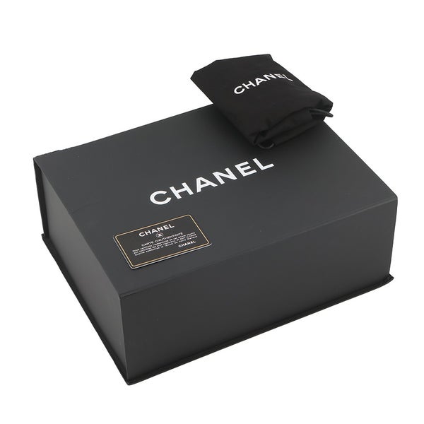 シャネル チェーンショルダーバッグ ボーイシャネル エナメル CHANEL バッグ 黒