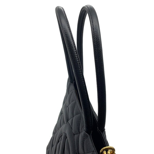 シャネル トートバッグ 復刻トート ココマーク マトラッセ キルティング キャビアスキン A01804 CHANEL 黒