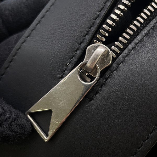 ボッテガヴェネタ リュック イントレチャート バックパック レザー 653118 BOTTEGA VENETA 黒 メンズ