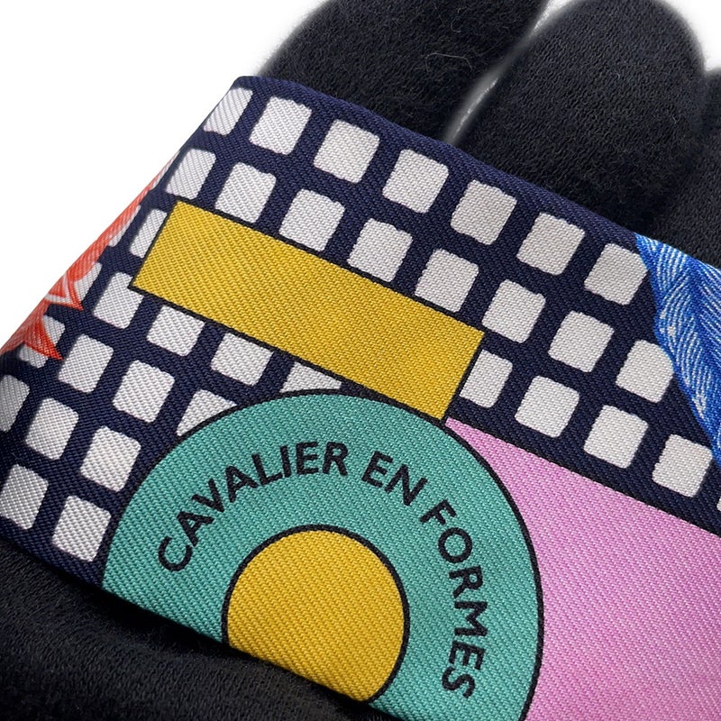 エルメス スカーフ ツイリー カヴァリエ・アン・フォルム Cavalier en Formes HERMES シルクツイル 2024年秋冬