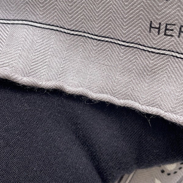 エルメス スカーフ カレ65 ガルルルルル!GRRRRR!  HERMES カシミヤ シルク2023年秋冬