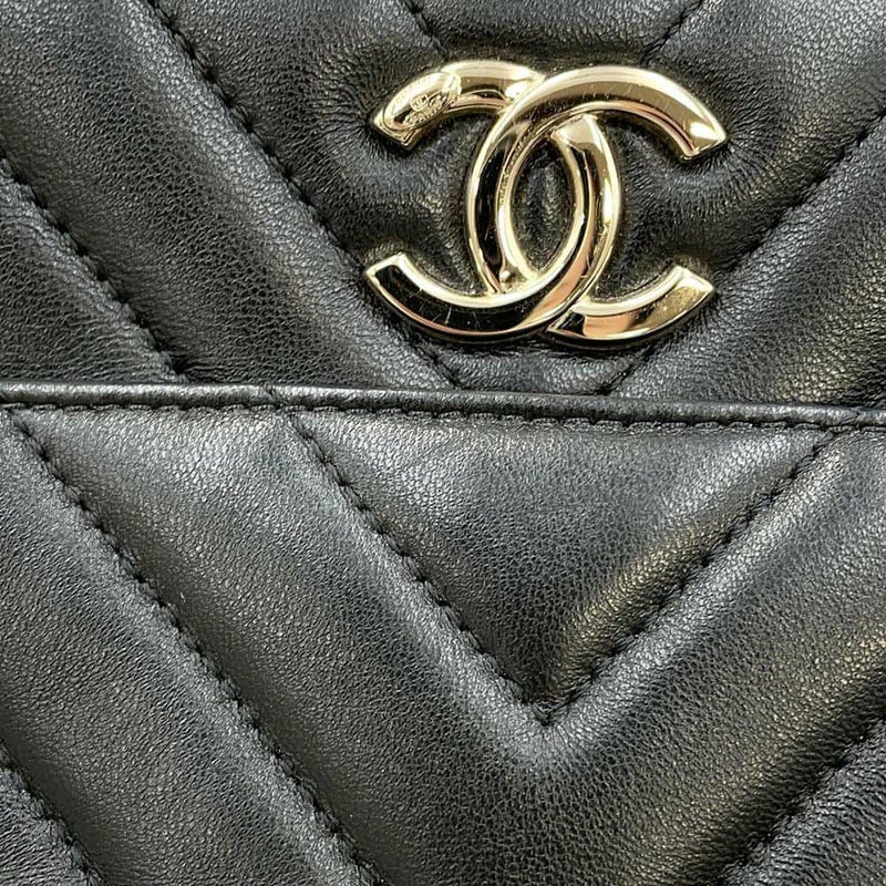 シャネル ハンドバッグ シェブロン ココマーク ボーリングバッグ ラムスキン CHANEL 2way 黒