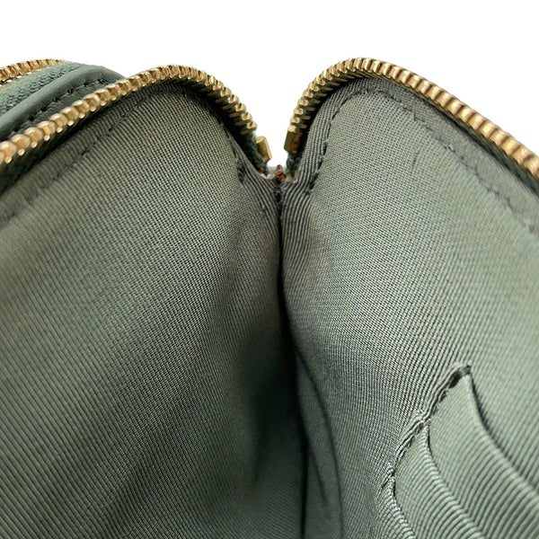 シャネル チェーンウォレット ココマーク マトラッセ キルティング キャビアスキン A82527 CHANEL 財布