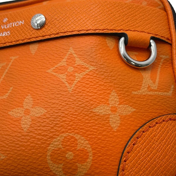 ルイヴィトン ショルダーバッグ モノグラム タイガラマ アルファ・ウェアラブルウォレット NV M31073 ヴィトン バッグ メンズ