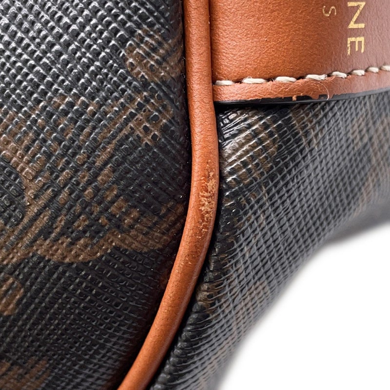 セリーヌ ショルダーバッグ スモール ドローストリングバッグ トリオンフキャンバス 191142BZJ 04LU  CELINE マカダム バッグ