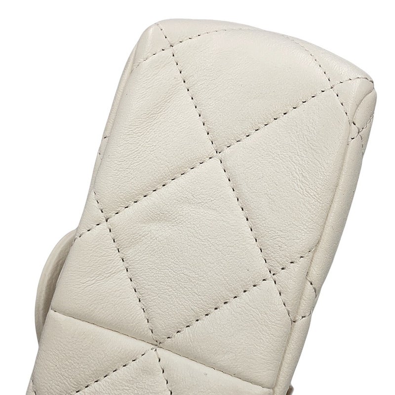 シャネル チェーンショルダーバッグ マトラッセ ココマーク カーフレザー AS3450 白