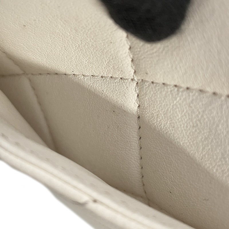 シャネル チェーンショルダーバッグ マトラッセ ココマーク カーフレザー AS3450 白