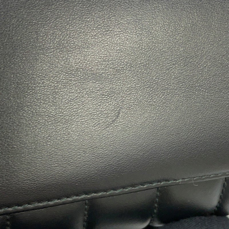 サンローランパリ チェーンショルダー バッグ ルル ミディアム レザー 574946 SAINT LAURENT PARIS 黒