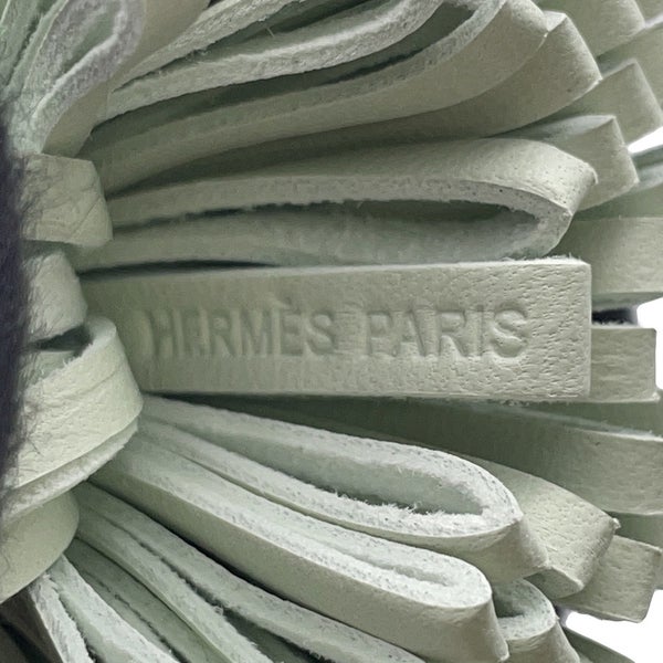 エルメス キーホルダー カルメン ウノドス ヴェールフィズ/ヴェールコミック/シルバー金具 ラムスキン HERMES チャーム