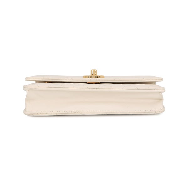 シャネル チェーンウォレット マトラッセ ココマーク ラムスキン AP4241 CHANEL 財布 白