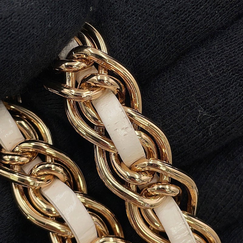 シャネル チェーンウォレット マトラッセ ココマーク ラムスキン AP4241 CHANEL 財布 白