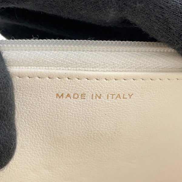 シャネル チェーンウォレット マトラッセ ココマーク ラムスキン AP4241 CHANEL 財布 白
