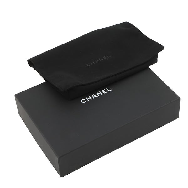 シャネル チェーンウォレット マトラッセ ココマーク ラムスキン AP4241 CHANEL 財布 白