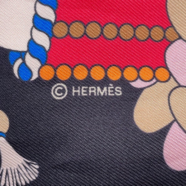 エルメス スカーフ ツイリー ラ パティスリー フランセーズ チャーム HERMES シルク 2023秋冬 ツイリー創立20周年 黒