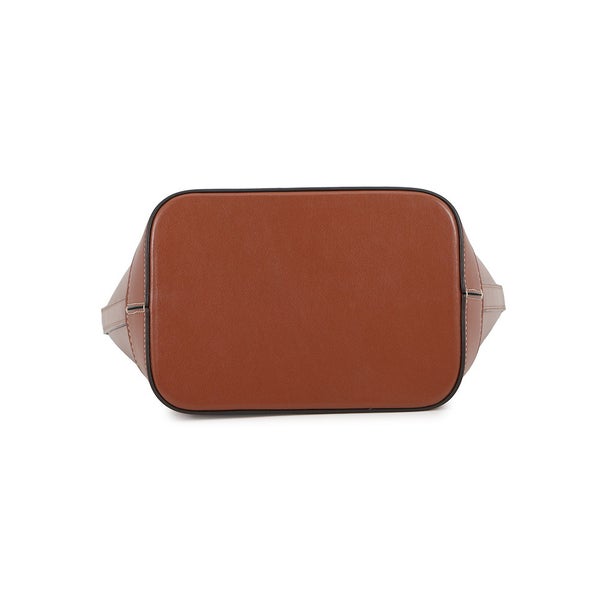 セリーヌ ショルダーバッグ スモール バケット キュイル トリオンフ カーフレザー 113783DU3 CELINE