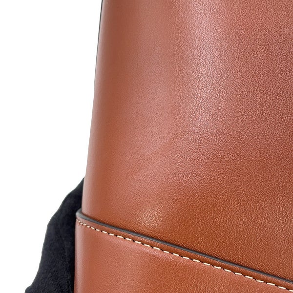 セリーヌ ショルダーバッグ スモール バケット キュイル トリオンフ カーフレザー 113783DU3 CELINE