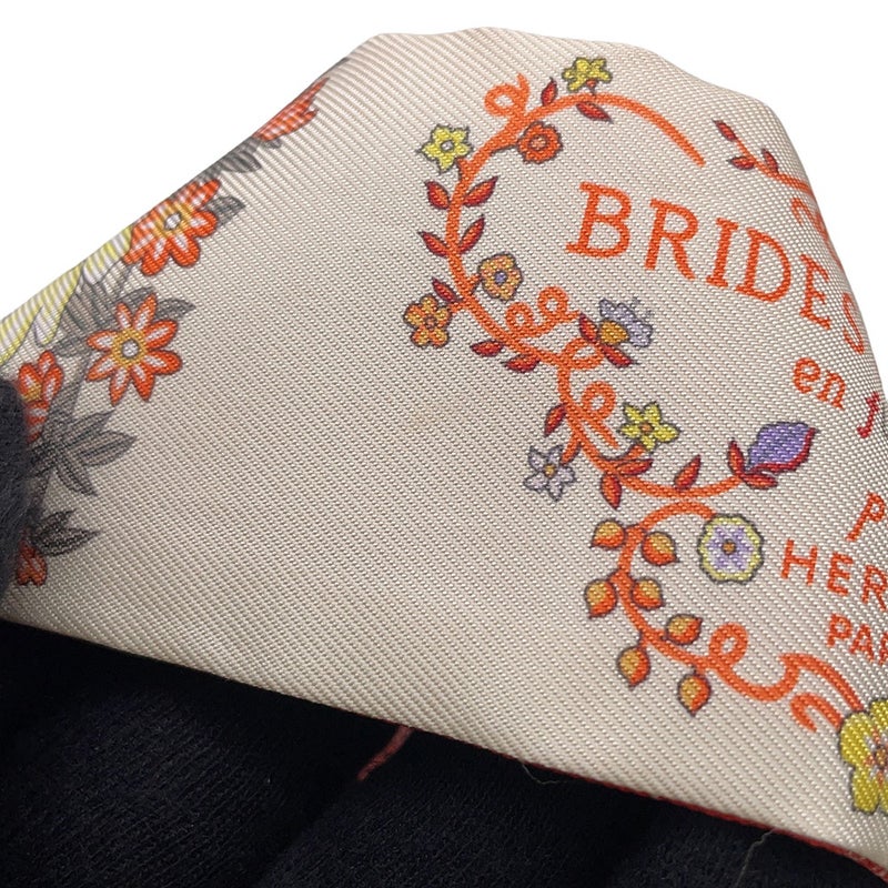エルメス スカーフ ツイリー ブリッド・ドゥ・ガラ・アン・フルール&アイライナー Brides de Gala en fleurs HERMES シルク 2025年春夏
