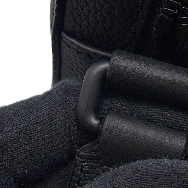 ルイヴィトン ショルダーバッグ ワクシーカーフレザー ボーディング・メッセンジャー M15265 ヴィトン ブラック 黒