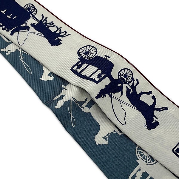 エルメス スカーフ ツイリー 車輪でめぐるパリ・ドゥ・トゥジュール シルク レザー 2023年秋冬