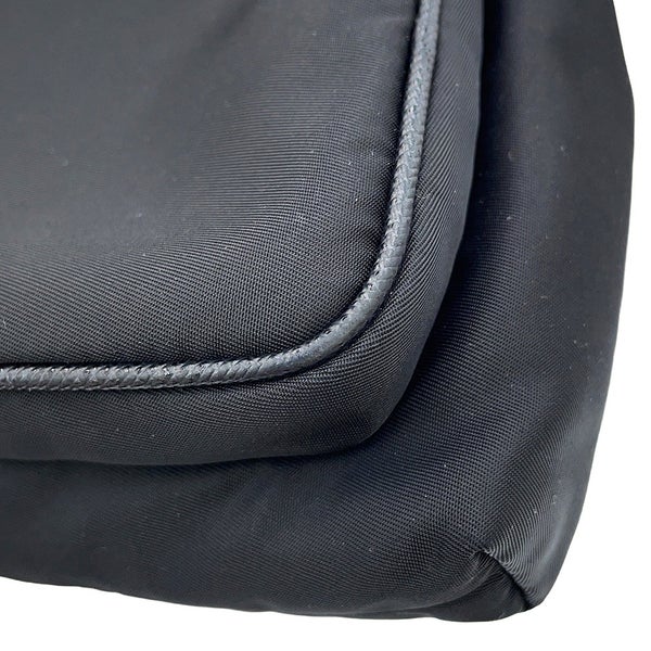 プラダ ショルダーバッグ Re-Nylon スマートフォンケース ナイロン 2ZH155 PRADA 黒