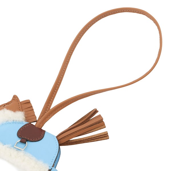 エルメス バッグチャーム ロデオPM ロベオ プラッシュ エルメス バッグチャーム ロデオPM ロベオ プラッシュ ラムスキン/ムートン K刻印