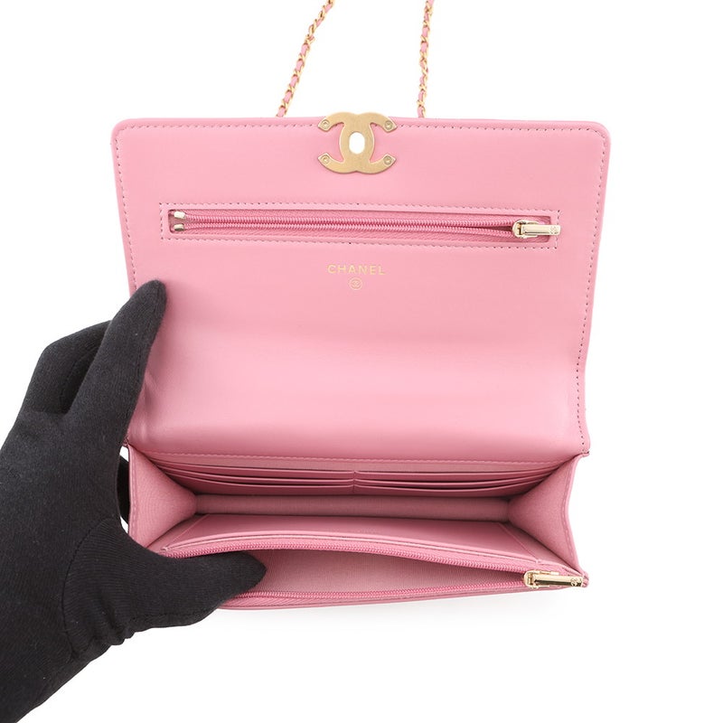 シャネル チェーンウォレット マトラッセ ココマーク ラムスキン AP2289 CHANEL ショルダーバッグ 財布