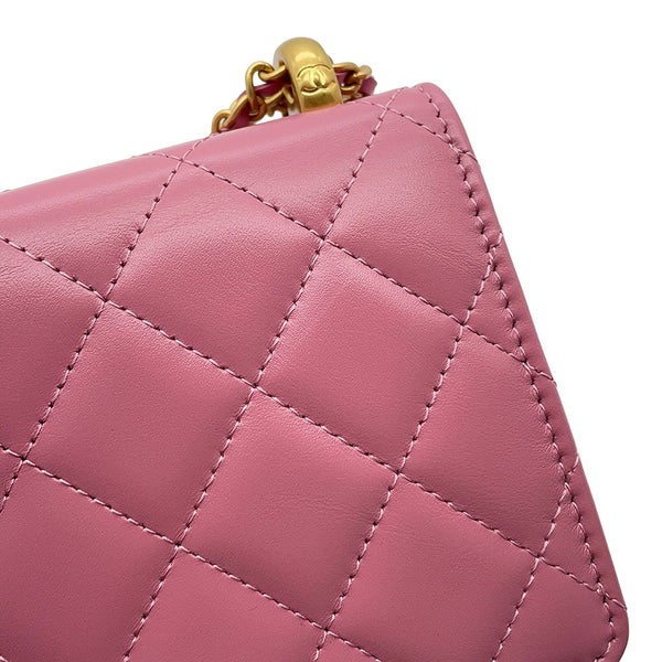 シャネル チェーンウォレット マトラッセ ココマーク ラムスキン AP2289 CHANEL ショルダーバッグ 財布