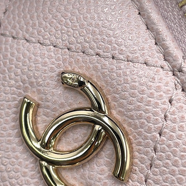 シャネル バッグチャーム ココマーク マトラッセ クラシック ミニバッグ チャーム キャビアスキン AP4897 CHANEL 小物入れ