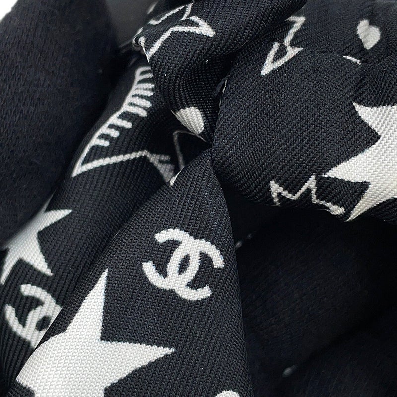 シャネル シュシュ リボン 星柄 ロゴ シルク AAA746 CHANEL ヘアアクセサリー 黒