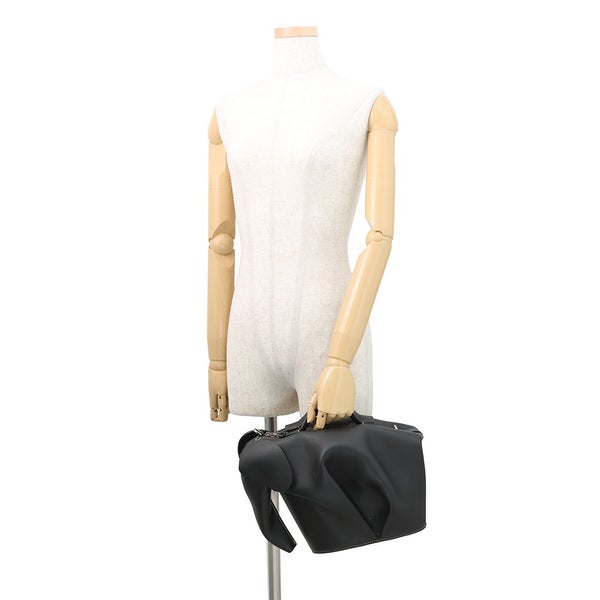 ロエベ ハンドバッグ エレファントバッグ ラージ クラシックカーフレザー B623A18X01 LOEWE 2way 黒 象
