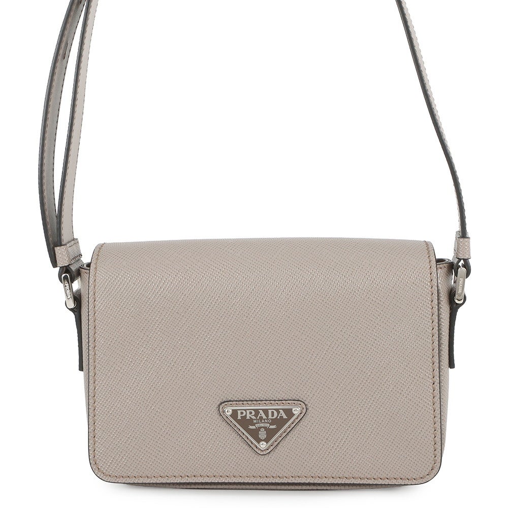 プラダ  ショルダーバッグ 明るいグレー  PRADA シルクサテン トライアングルロゴ PRADA - プラダ ショルダーバッグ 明るいグレー PRADA シルクサテン