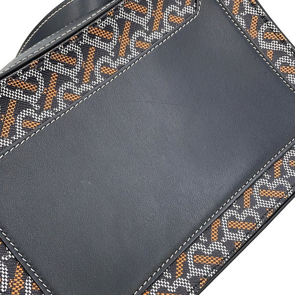 バーバリー ショルダーバッグ TBモノグラム PVC レザー BURBERRY 黒