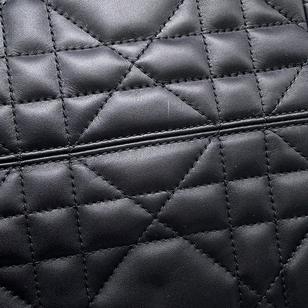 クリスチャン・ディオール ハンドバッグ マクロカナージュ トゥジュール  ミディアム レザー M2821OSNW_M900 黒