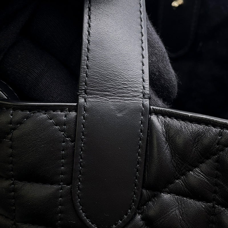 クリスチャン・ディオール ハンドバッグ マクロカナージュ トゥジュール  ミディアム レザー M2821OSNW_M900 黒