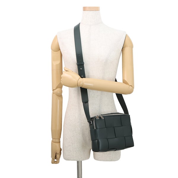ボッテガヴェネタ ショルダーバッグ カセット マキシイントレチャート レザー BOTTEGA VENETA バッグ