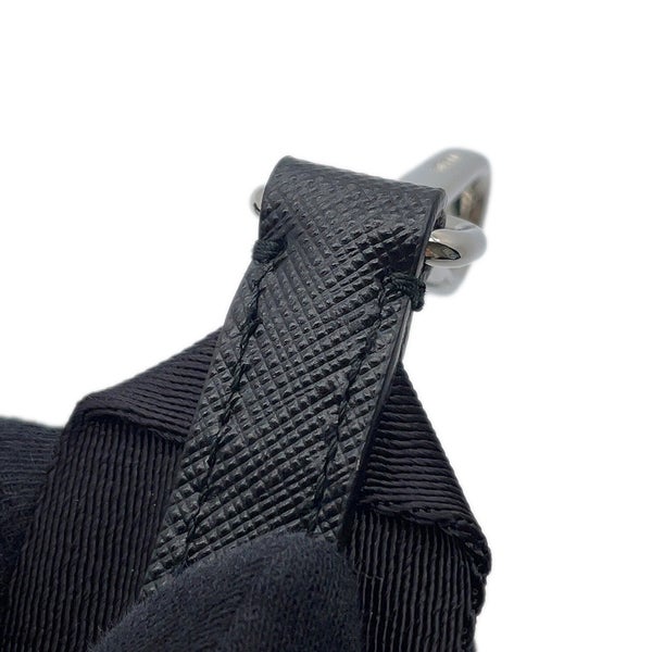 プラダ ショルダーバッグ トライアングルロゴ サフィアーノレザー 2VH113 PRADA 斜め掛け 黒