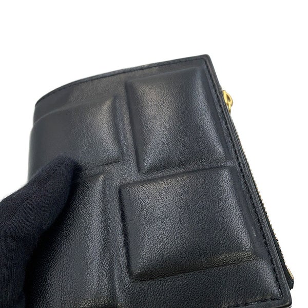ボッテガヴェネタ 二つ折り財布 パデット ラムスキン BOTTEGA VENETA 黒