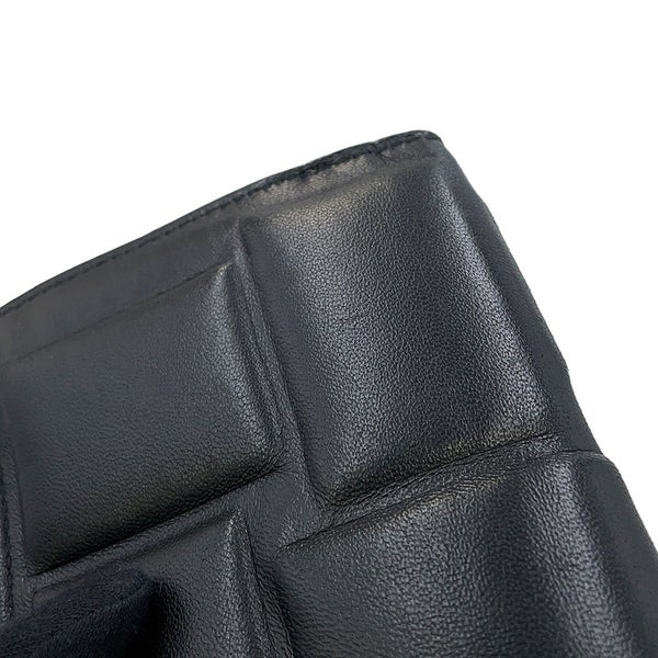 ボッテガヴェネタ 二つ折り財布 パデット ラムスキン BOTTEGA VENETA 黒