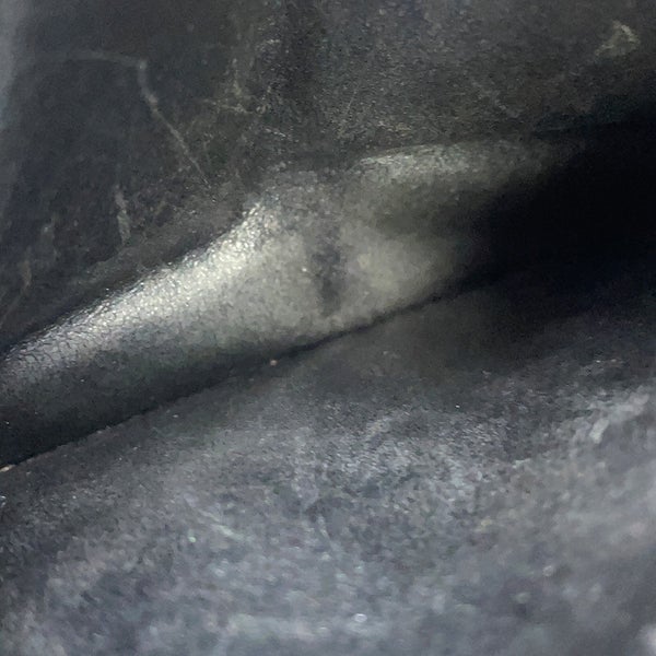 ボッテガヴェネタ 二つ折り財布 パデット ラムスキン BOTTEGA VENETA 黒