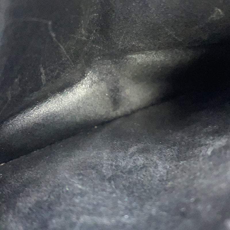 ボッテガヴェネタ 二つ折り財布 パデット ラムスキン BOTTEGA VENETA 黒