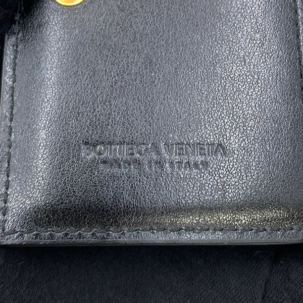 ボッテガヴェネタ 二つ折り財布 パデット ラムスキン BOTTEGA VENETA 黒